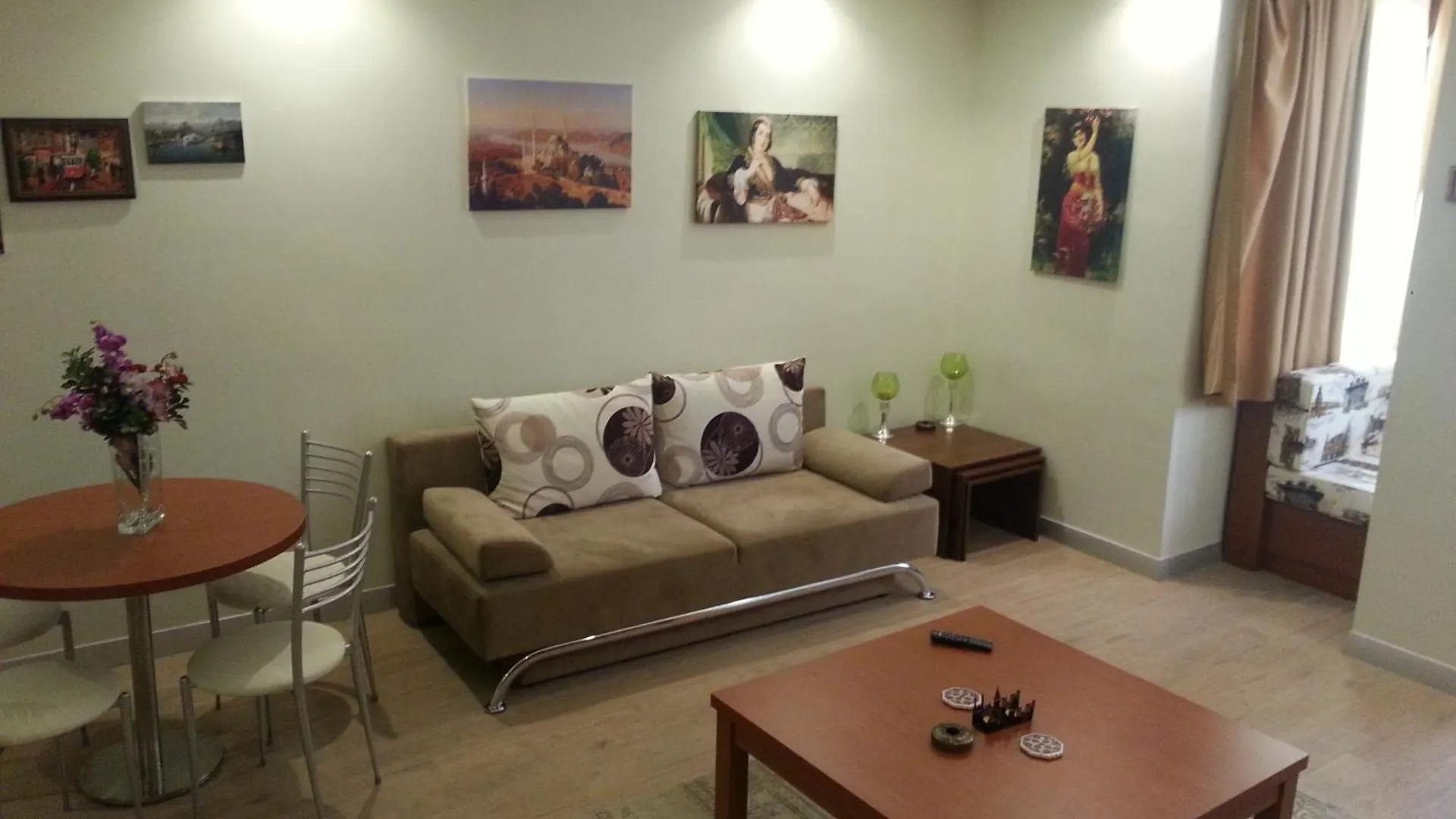 Honey House Apartment Istambul 0*,