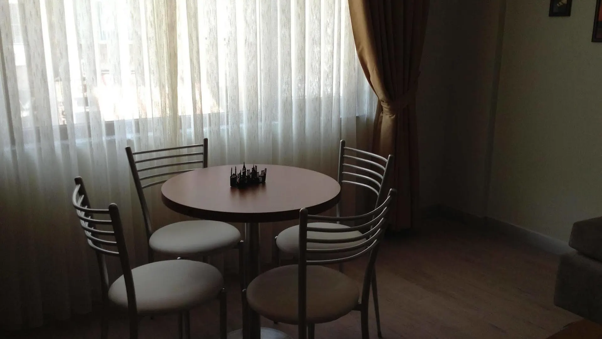 Honey House Apartment Istambul 0*,